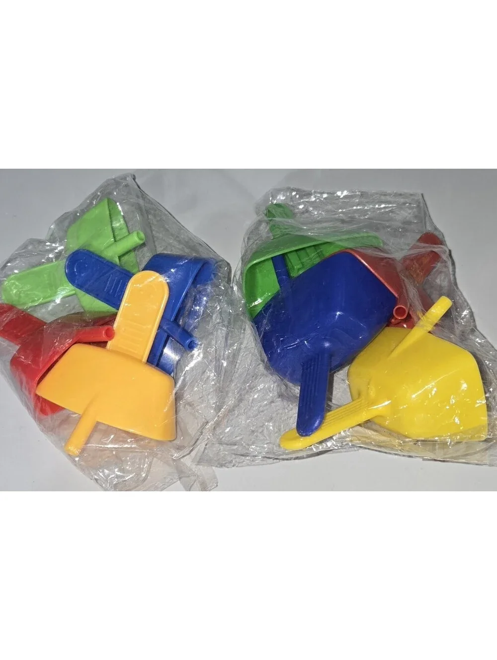 Drip Free Reusable Popsicle Holder BPA Free & Dishwasher Safe With Straw 8 Pack